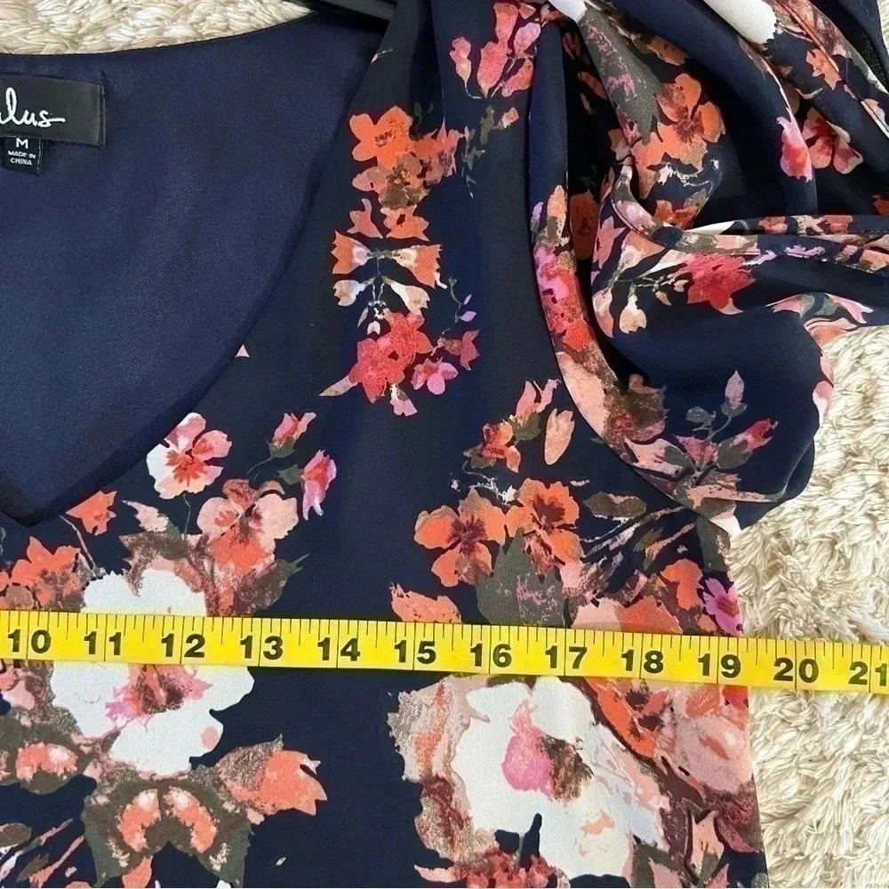 Lulus Shifting Dears Navy Blue Floral Print Split Sleeves Dress Size medium - Picture 7 of 13